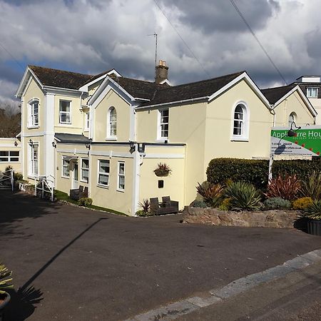 Appletorre House Holiday Flats - Pet Friendly And Private Parking Torquay Bagian luar foto